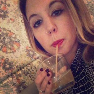 Meet your Posher, Angela